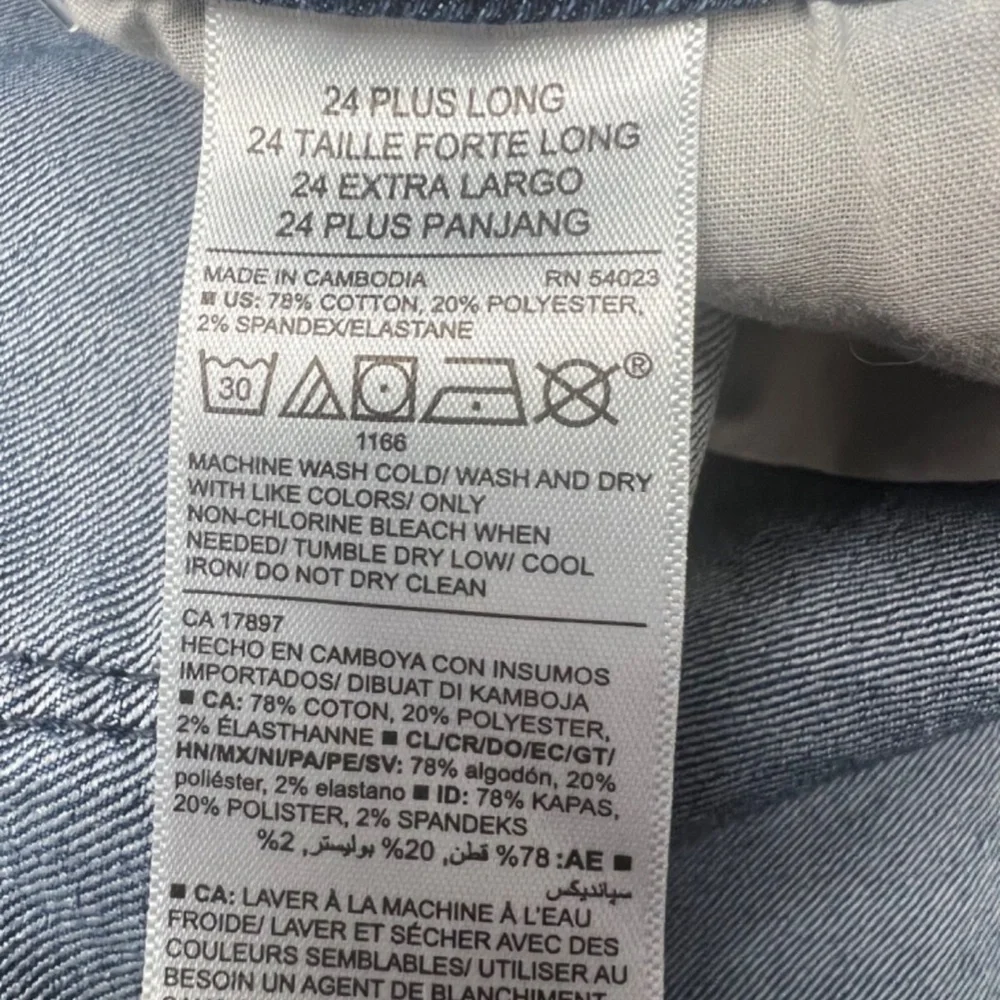 Old Navy Jeans Women 24 Plus Long‎ Blue Kicker Boot Cut Denim Whiskering Relaxed